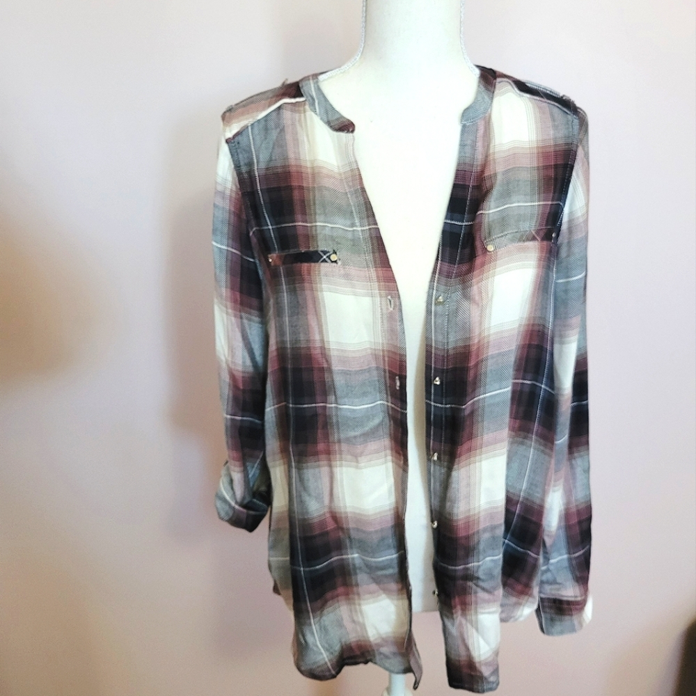 Flannel - Picture 3 of 3